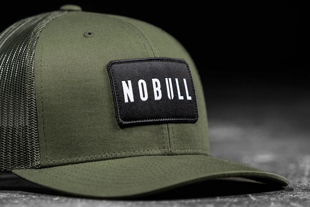 Nobull Curved-Brim Trucker Men\'s Hats Olive | Australia (ZL8471)